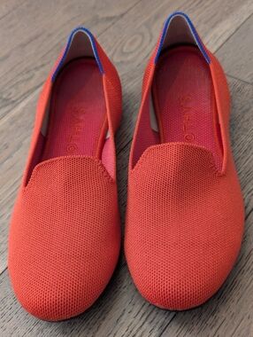 Rothy's Sunset Red Knit Loafer Flats with Blue Trim Size 9